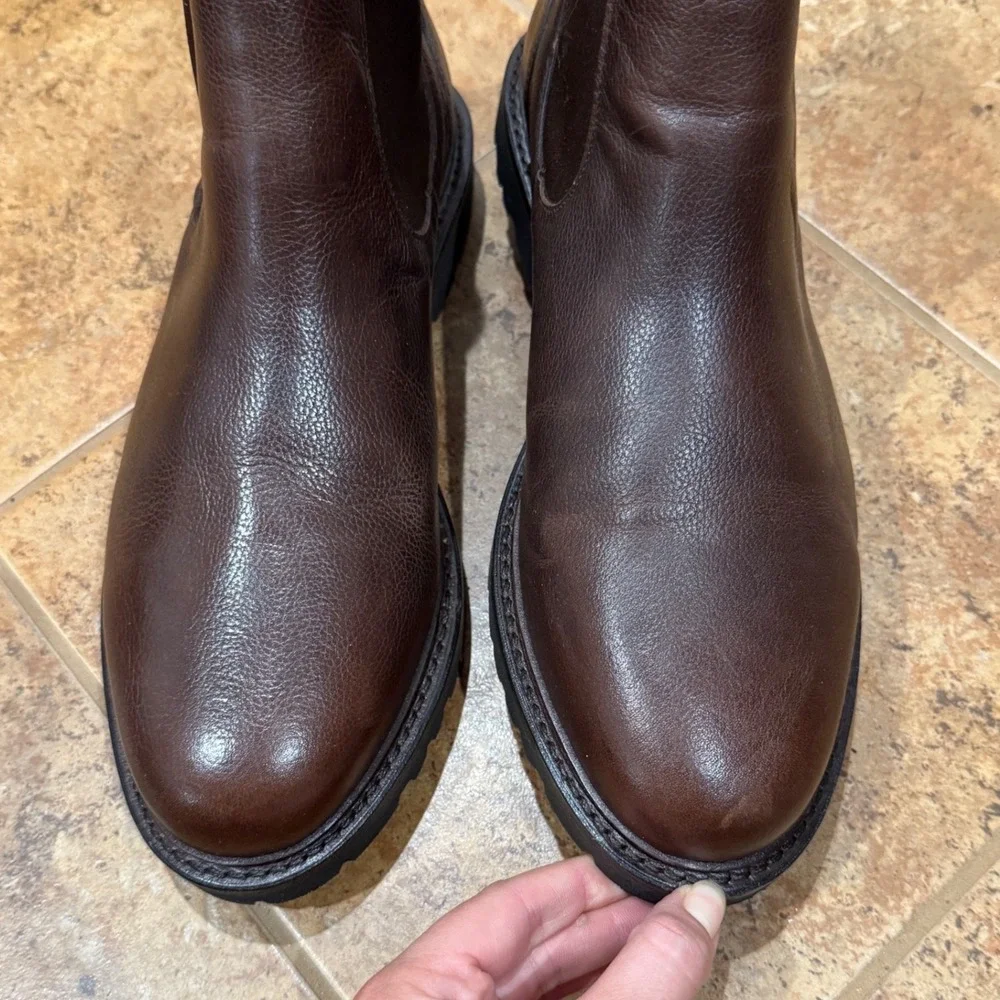 Allen Edmonds Grafton Chelsea Brown Leather Boots Mens 8.5 Weatherproof Lug Sole
